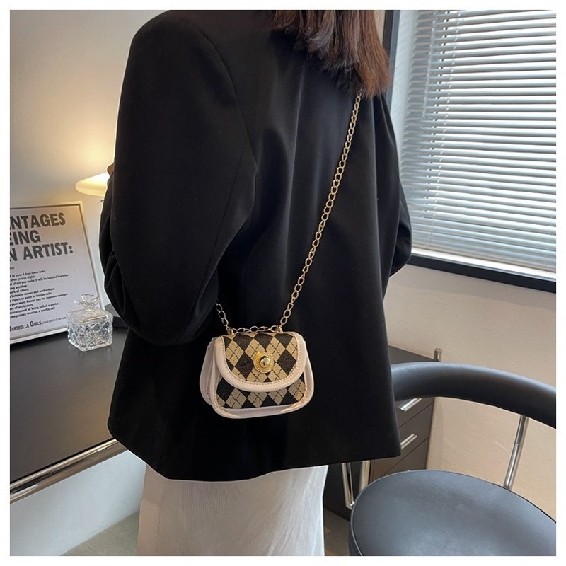 Túi Vuông Đeo Chéo Đính Đá Nhiều Màu NB00326