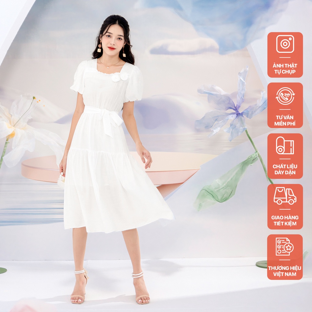 Váy cổ vuông bèo đính hoa trắng HM
