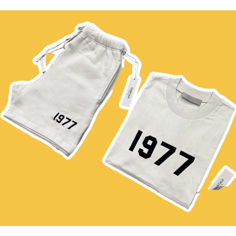 Set Quần Áo FOG Fear Of God ESSENTIALS SS22 1977 Wheat, Combo bộ quần áo FOG ESSENTIALS nam