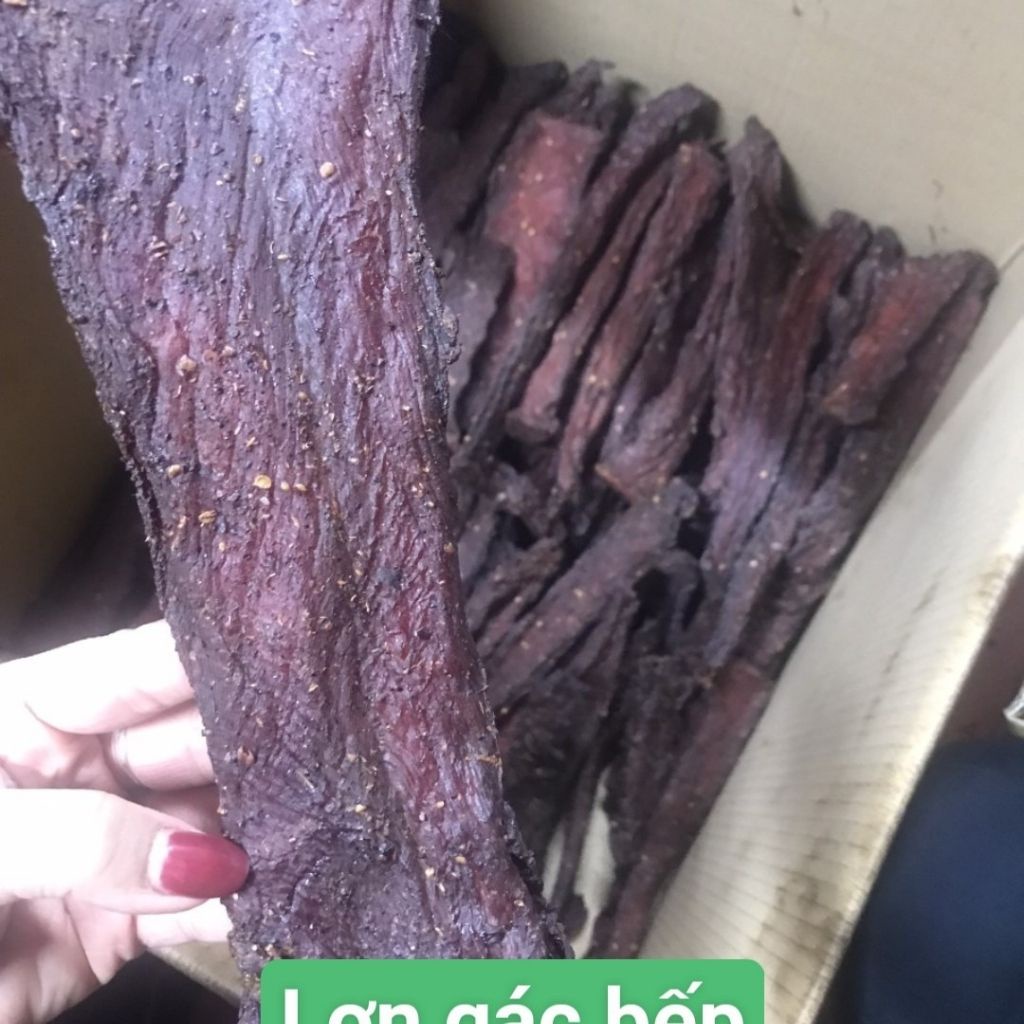 Thịt Lợn Khô Gác Bếp Tây Bắc thơm mùi hạt dổi mắc khén Tặng Chẩm Chéo | BigBuy360 - bigbuy360.vn