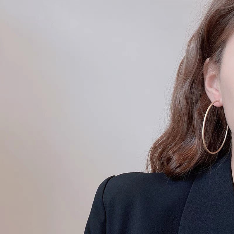 Khuyên tai tròn to bông tai khoen tròn bản vàng mờ siêu sang BT05