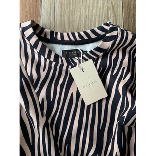 Đầm Ted baker hoạ tiết có dây cột eo