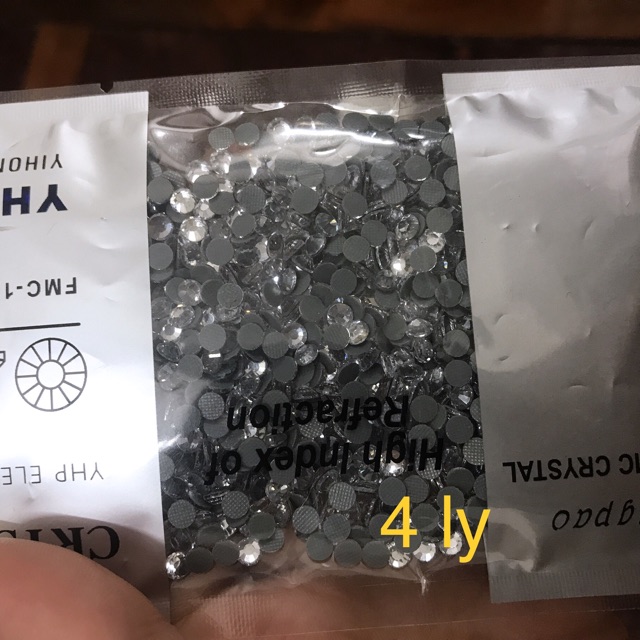Hột xoàn đính ủi quần áo phụ kiện