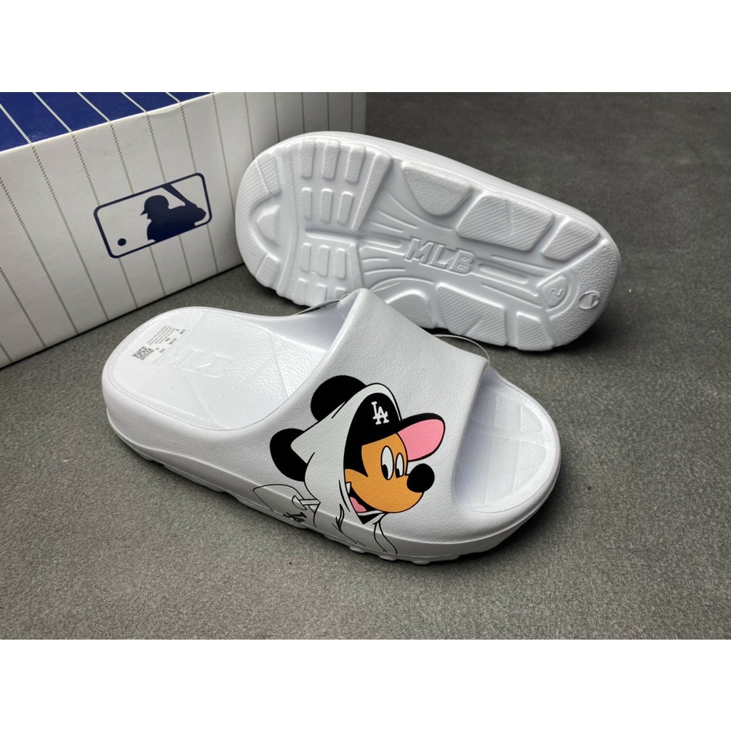 Dép Đúc 𝐌𝐋𝐁 Chuột Mickey bản mới Bánh Mì Đế Cao 5CM Quai Ngang Nữ ♥️ Hàng Cao Cấp + Fom nhỏ ♥️ thiết kế cá tính
