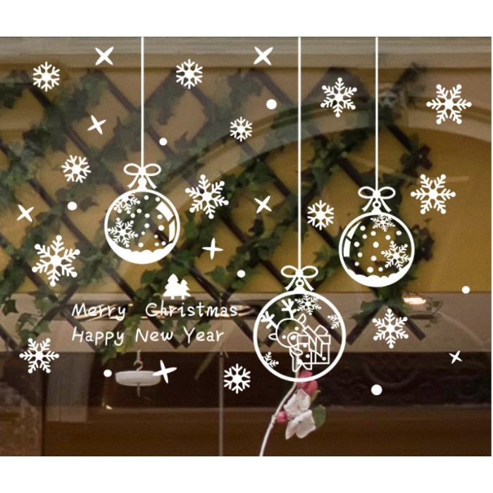Decal trang trí Noel - Rèm dây trái châu tinh tế