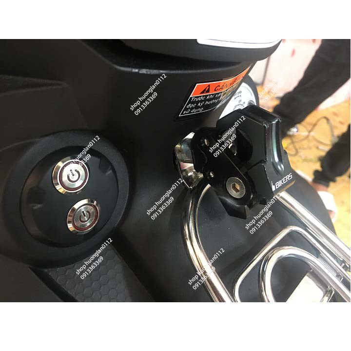 Móc Treo Đồ Xe Máy Biker Nhôm CNC gập mở giá 1 cái
