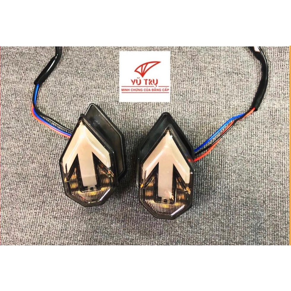 Bộ Xi nhan mũi tên Spirit L14 gắn hông sườn xe Winner X, HONDA WINNER X