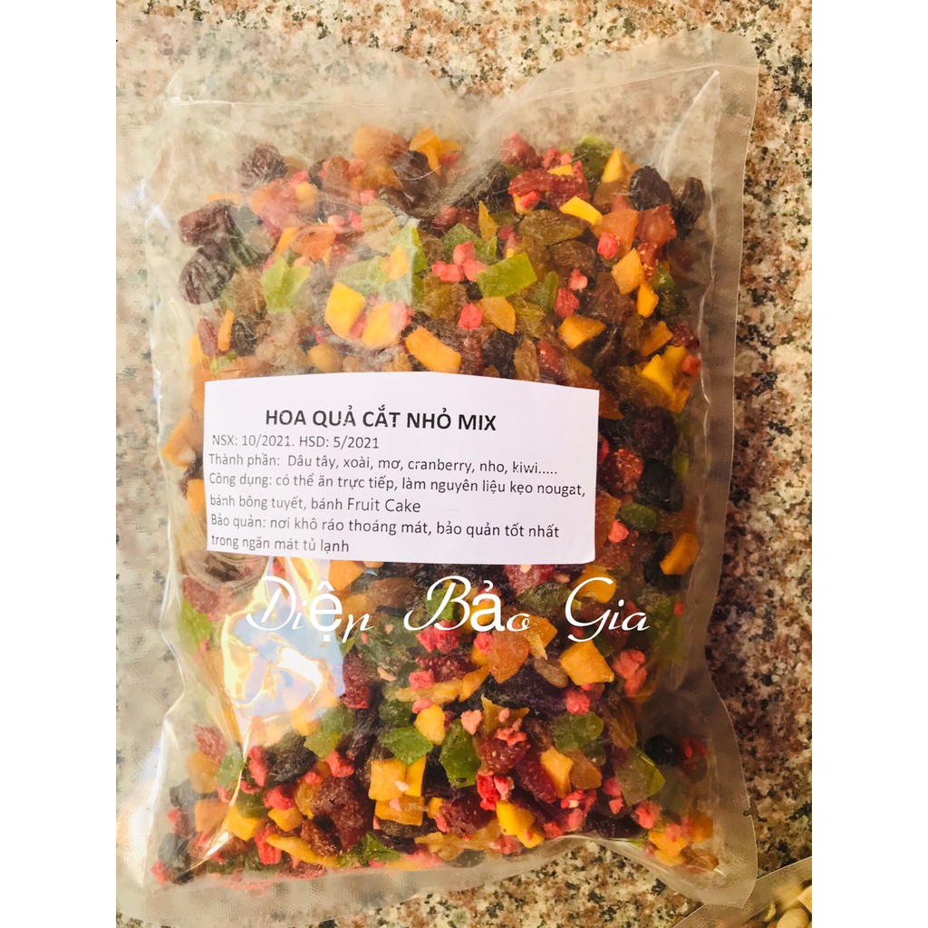 Trái cây sấy dẻo, hạt sấy giòn mix 100g