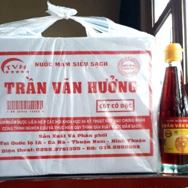Nước mắm siêu sạch Trần Văn Hưởng thùng 10 chai × 220ml