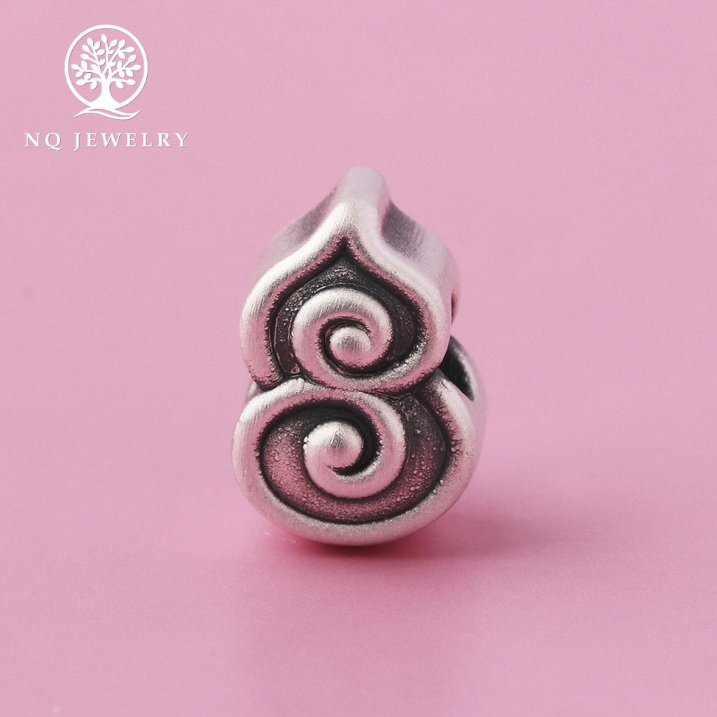 Charm bạc xỏ ngang hình trái bầu - NQ Jewelry
