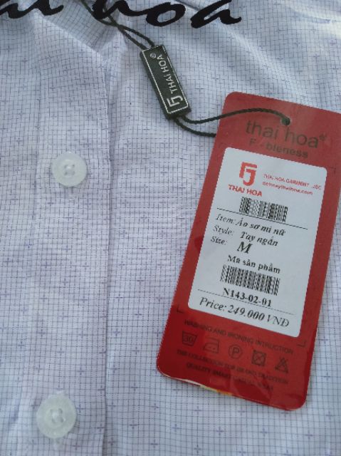 Áo sơ mi nữ Thái Hòa bông nhí vải sợi tre pha cotton và poly màu tím.