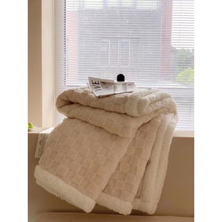Chăn Lông Cừu Len Mông Cổ Chic Studio 2022 size 2mx2m3 nặng 2.5kg