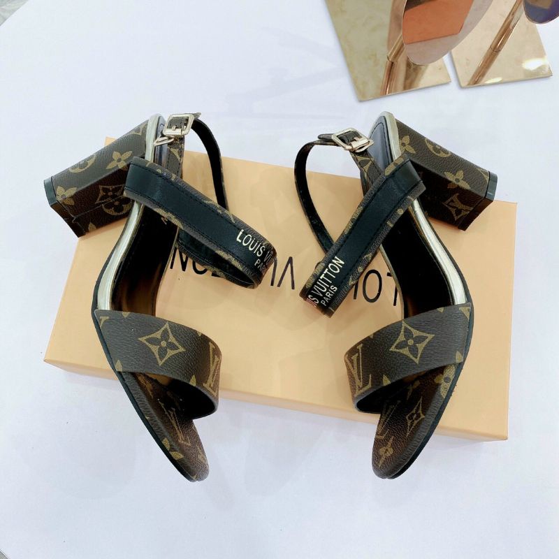 AmT(ẢNH THẬT) Sandal 7p Gót Vuông Da Mềm Êm Fullbox Bill Túi Cao Cấp