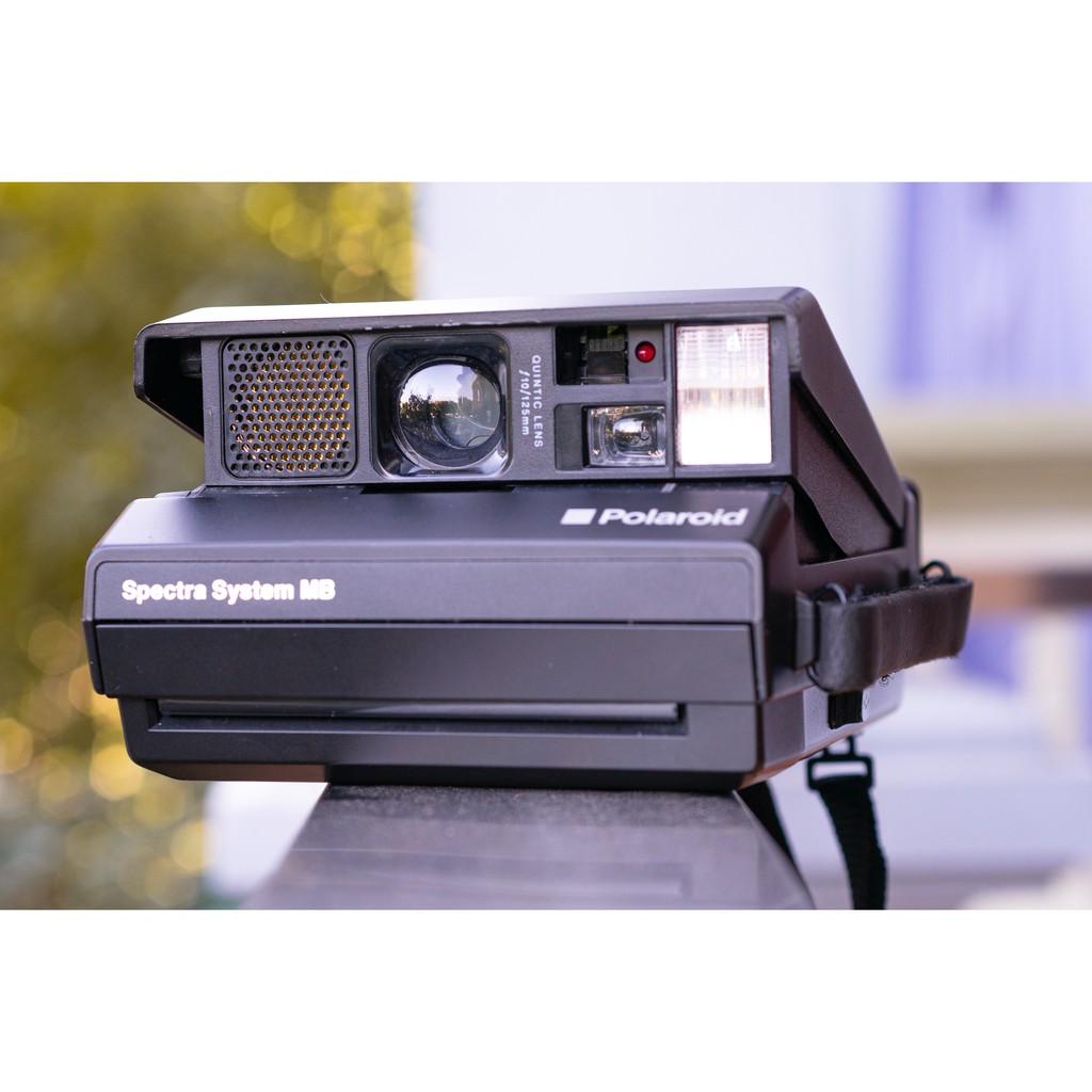 Máy ảnh cổ trong phim Châu Tinh Trì Polaroid Spectra