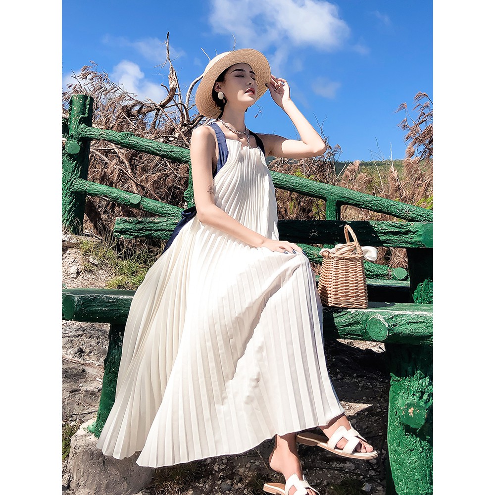 saĐầm maxi trắng xếp li đi biển siêu sang vừa hở lưng vừa kín đáo ẢNH THẬT CUỐI SẴN J0052 | BigBuy360 - bigbuy360.vn