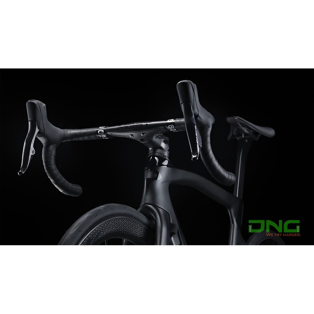 Khung sườn xe đạp đua Pinarello Dogma F12 Carbon 1K