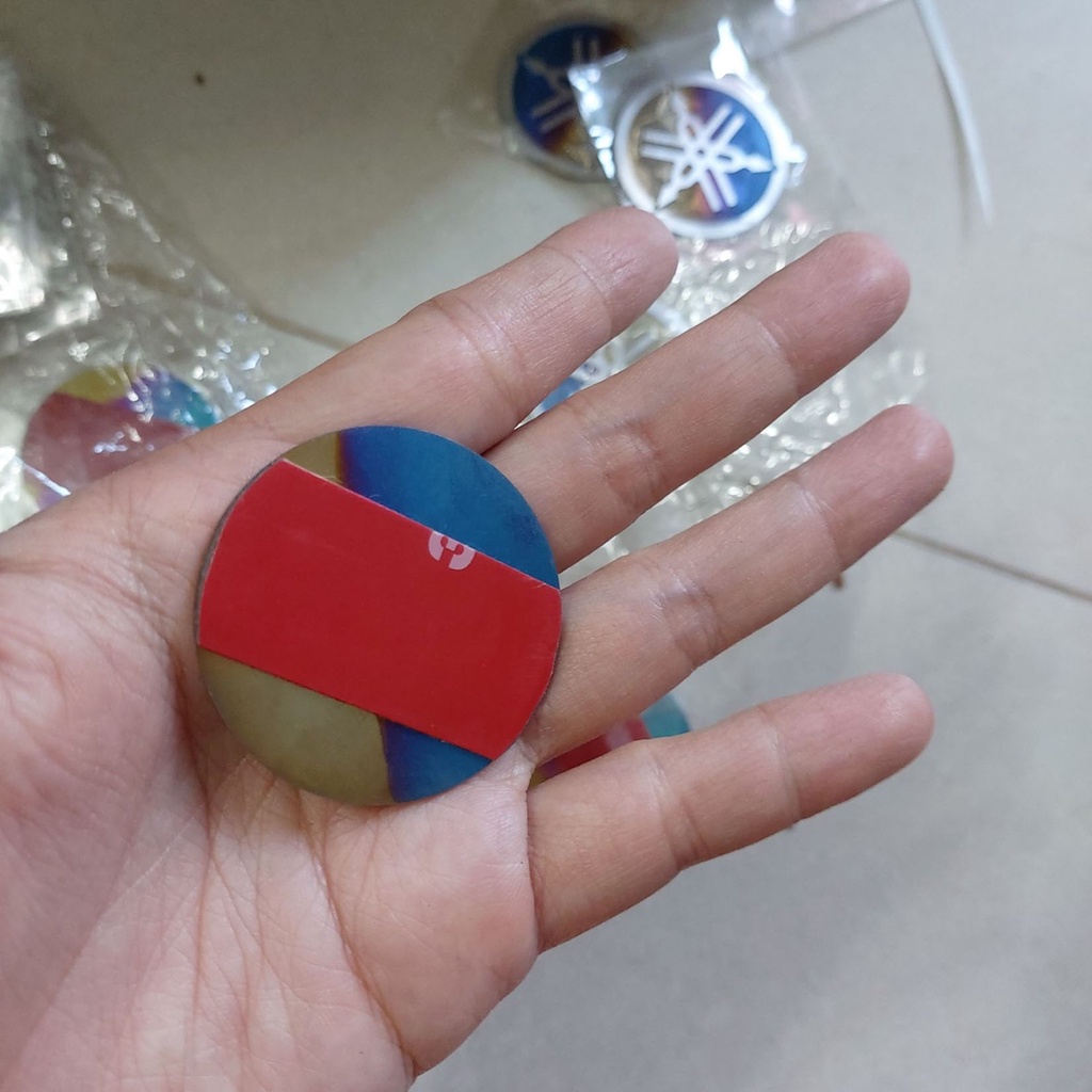 Tem Titan logo Yamaha Đường Kính 3cm, 4cm, 6cm Hình Tròn Có Sẵn Keo Dán