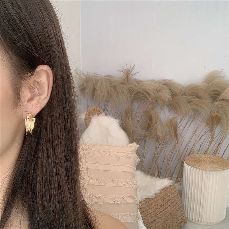 Bông Tai Hình Bán Nguyệt Bằng Kim Loại Phong Cách vintage Hàn Quốc
