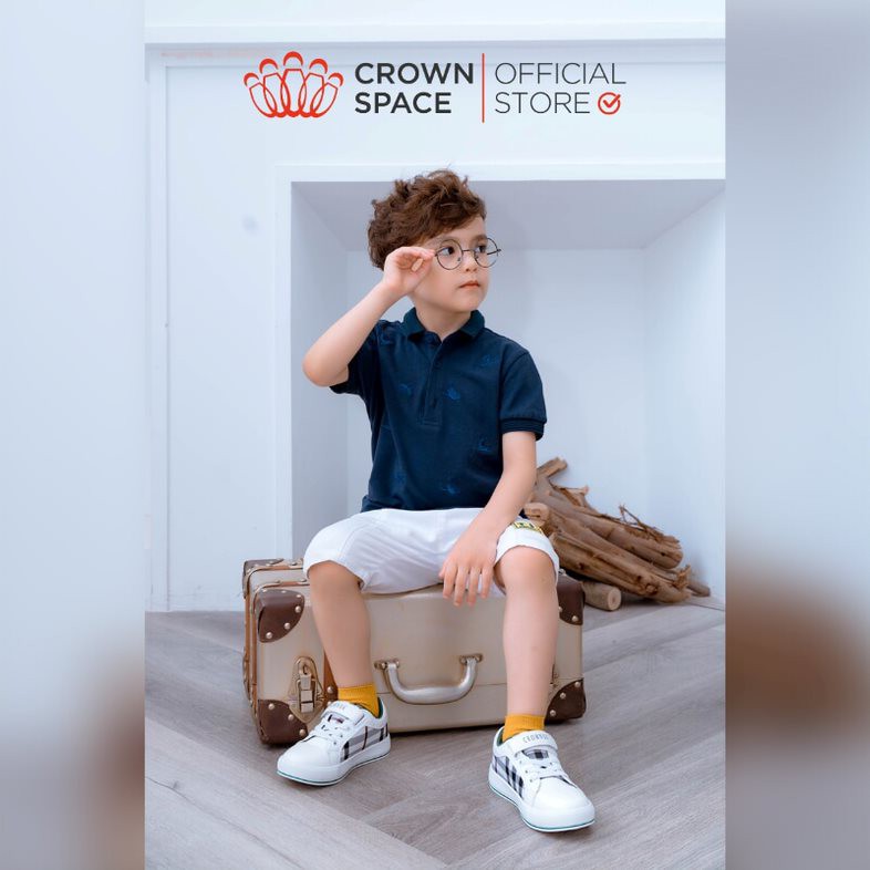 Áo Polo Bé Trai Màu Xanh Than Crown Space Fashion CKBS2110703.NV TShirt Vải Cotton Thoáng Mát Từ Size 3-8