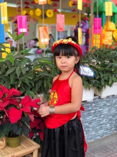Yếm đào cho bé