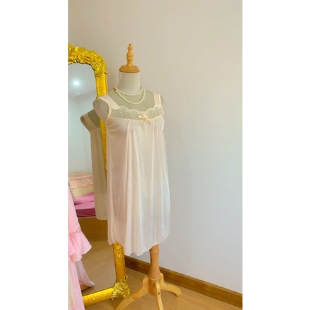 Choàng ngủ tiểu thư kèm váy