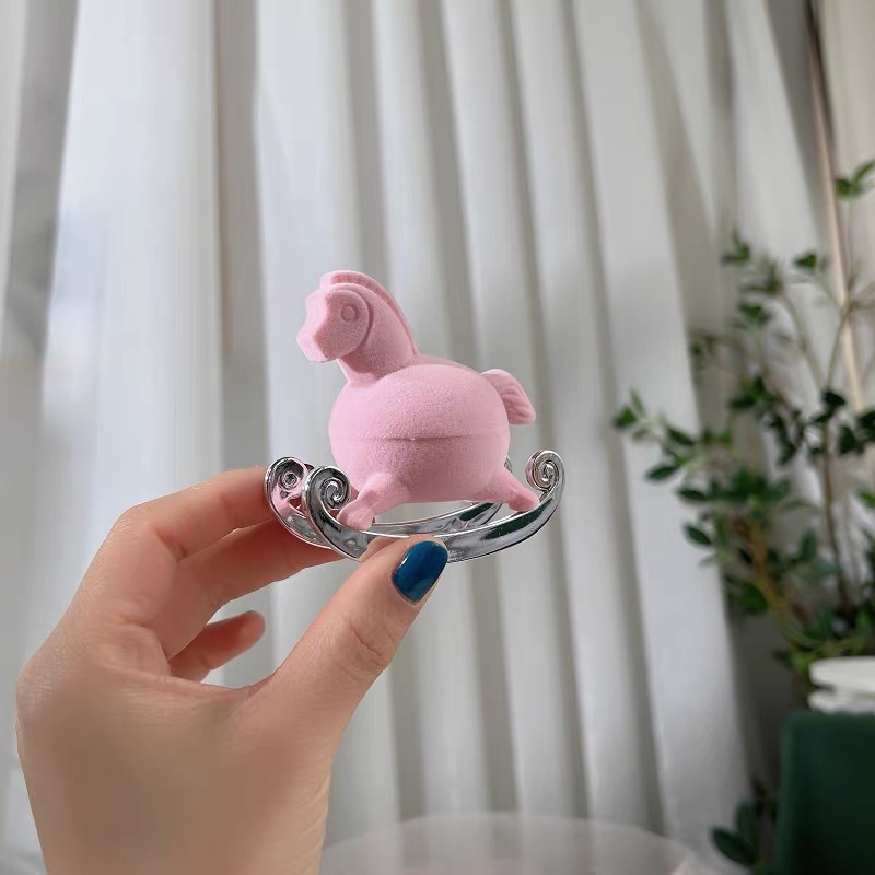 Hộp Đựng Nhẫn Hình Ngựa Pony Dễ Thương Sáng Tạo