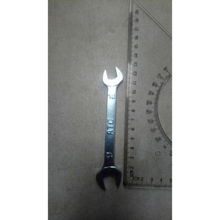 1 bộ dụng cụ sửa xe 4 món bỏ túi