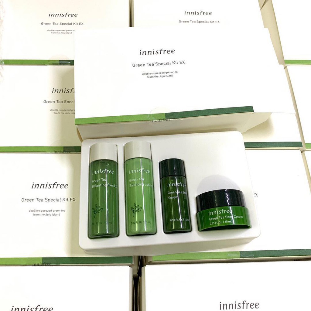 Bộ Innisfree Green Tea Special Kit EX Kit 4 Item cho da dầu, da hỗn hợp thiên dầu, da mụn và nhạy cảm.