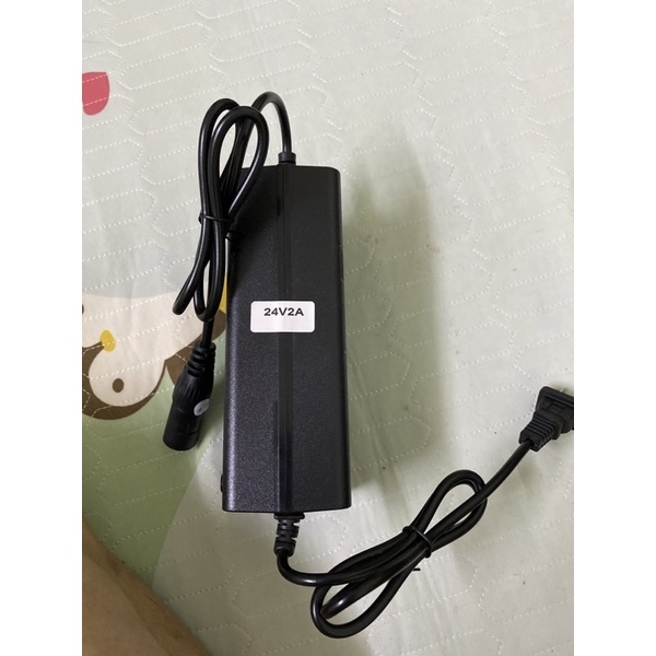 Sạc xe đạp điện lăn điện 24V12Ah rack cắm micro
