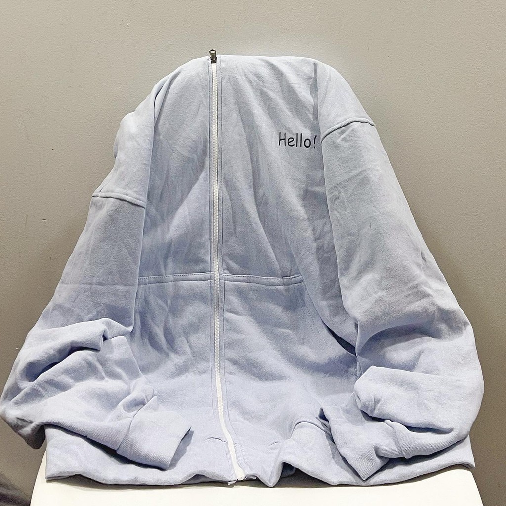 Áo khoác tay dài chữ Hello