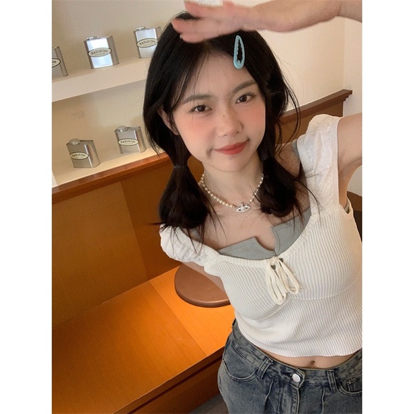 Áo croptop nhún ngực cộc tay phồng chất thun len gân co giãn màu trắng