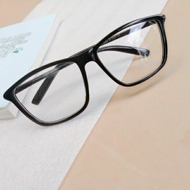 Kính mắt dáng vuông teen | BigBuy360 - bigbuy360.vn