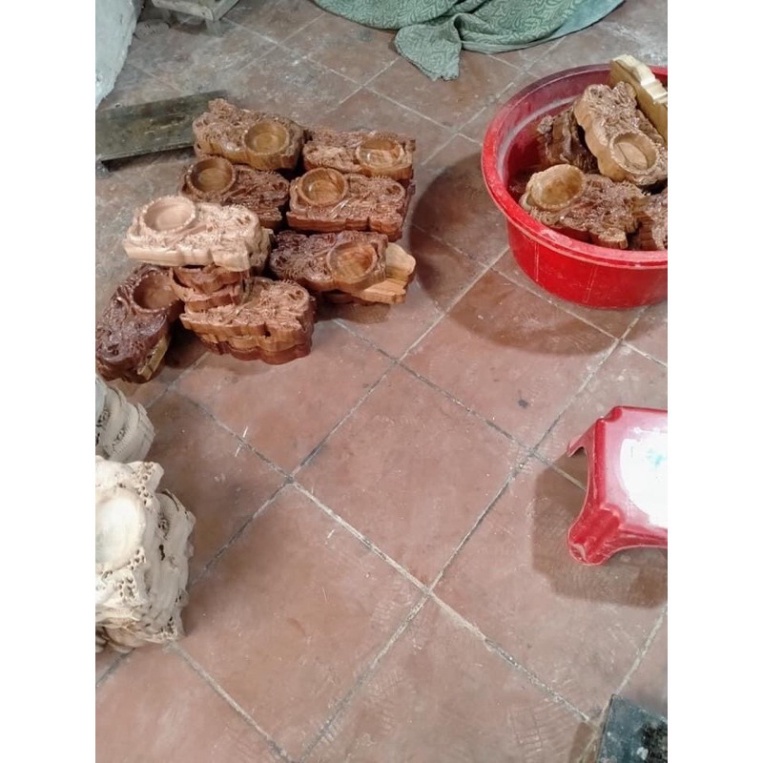 Gạt tàn thuốc lá song ngư gỗ hương đỏ