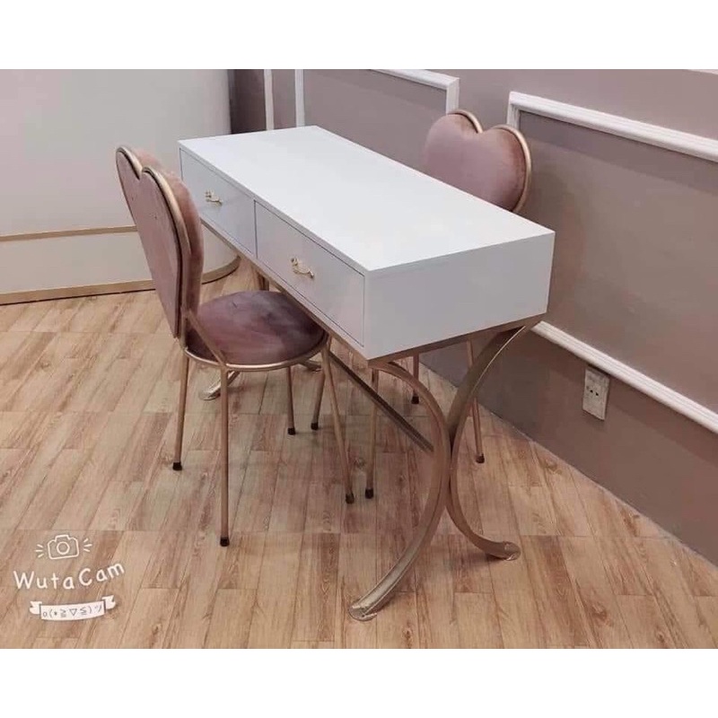 bàn nail 2 ghế nơ(lhzalo 0981661444)