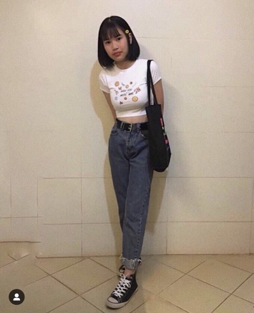 ☀️ CropTop Thêu Bông Nhí | BigBuy360 - bigbuy360.vn