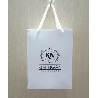 100 Túi giấy in size M phom dọc (giấy dày)