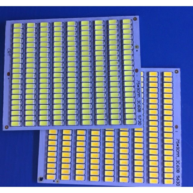 Led miếng vuông 90w-12v 180 bóng