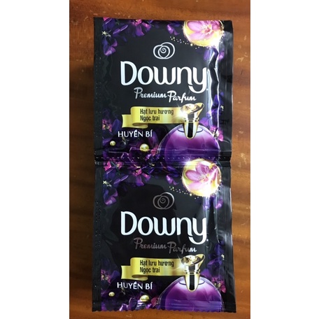 DÂY NƯỚC XẢ VẢI ĐẬM ĐẶC DOWNY (1 DÂY 10 GÓI / 1 GÓI 20ml)