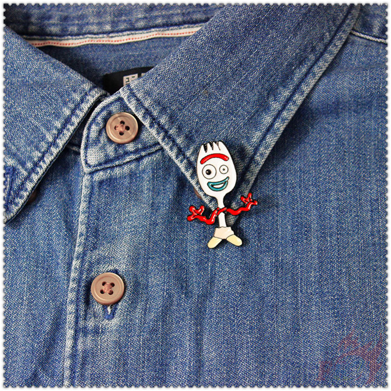 Huy Hiệu Cài Áo Hình Nhân Vật Forky Trong Toy Story