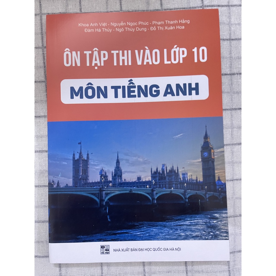 Sách Ôn tập thi vào lớp 10 môn Tiếng Anh