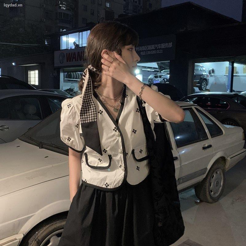 Set áo thun tay ngắn + chân váy lưng cao quyến rũ thời trang dành cho nữ