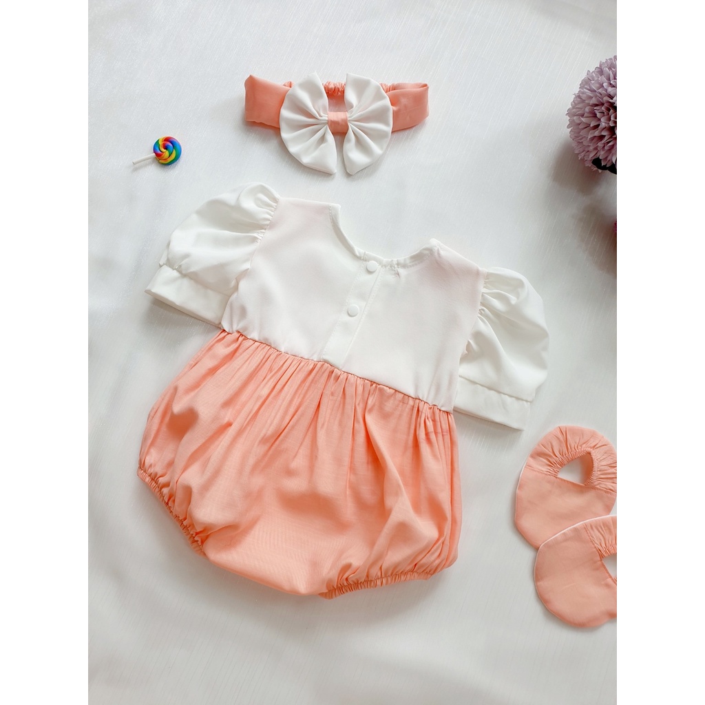 Body yếm cho bé gái sơ sinh Chất đũi lạnh Size từ 0 đến 24 tháng Tặng kèm nón và giày vải Nina Kids Boutique