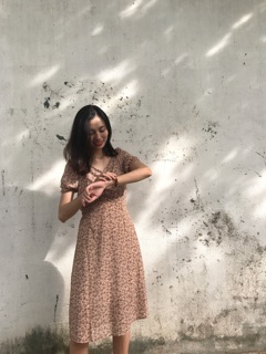 ĐẦM HOA NHÍ TAY PHỒNG