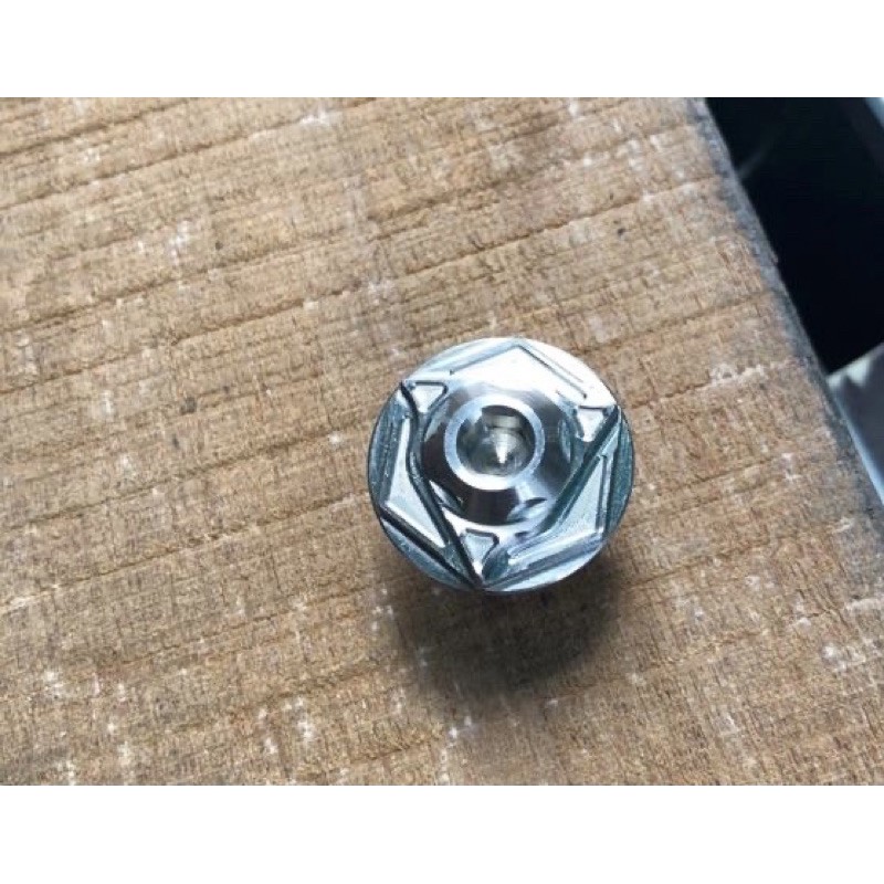 Ốc nắp nhớt inox salaya HD&amp;YA&amp;su