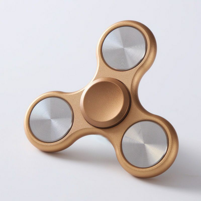 Spinner 3 cánh kim loại