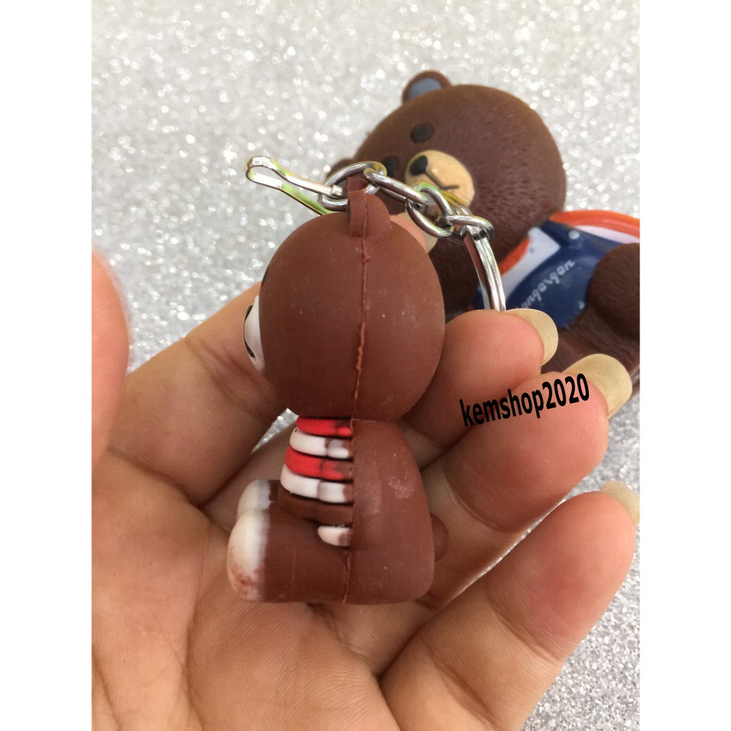 Móc khóa gấu Brown mặc áo sọc - Móc khóa thỏ Cony và gấu Brown