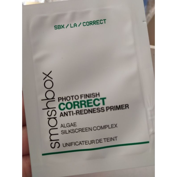 Sample kem lót kiềm dầu siêu che khuyết điểm Smashbox Blur Primer