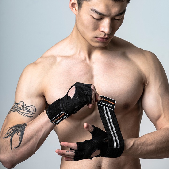 Găng tay bao tay tập gym nam nữ có dây quấn cổ tay OM1