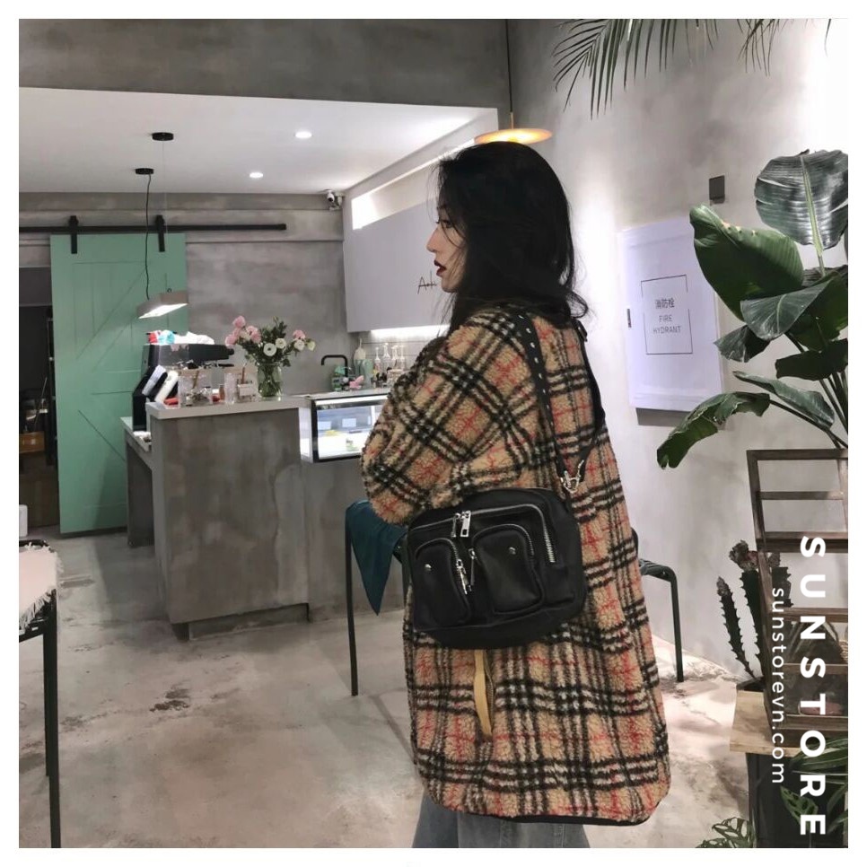 Túi đeo vai và đeo chéo phong cách unisex 2 màu đen và trắng ulzzang