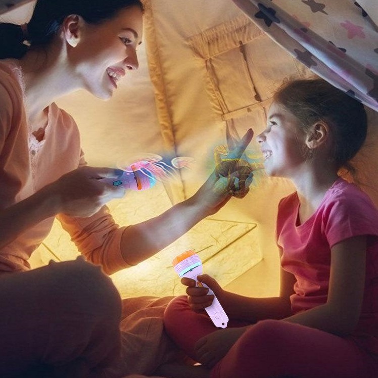 Đèn pin chiếu hình cho bé 10 đĩa 80 hình chiếu ngộ nghĩnh